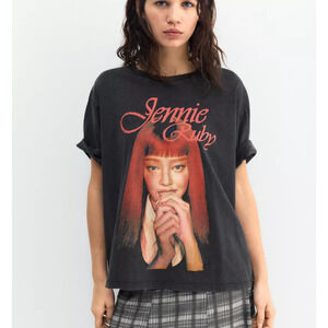 Jennie Ruby Tee